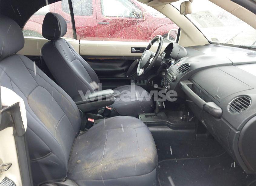 Photo 5 of 2006 Volkswagen New BEETLE 2.5 (VIN 3VWSF31Y16M318144)