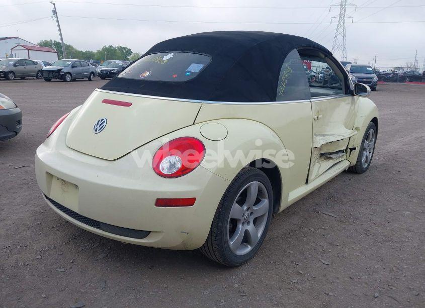 Photo 4 of 2006 Volkswagen New BEETLE 2.5 (VIN 3VWSF31Y56M321421)