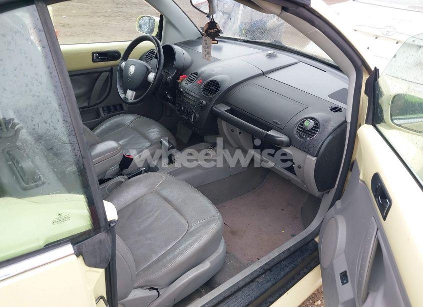 Photo 5 of 2006 Volkswagen New BEETLE 2.5 (VIN 3VWSF31Y96M304430)