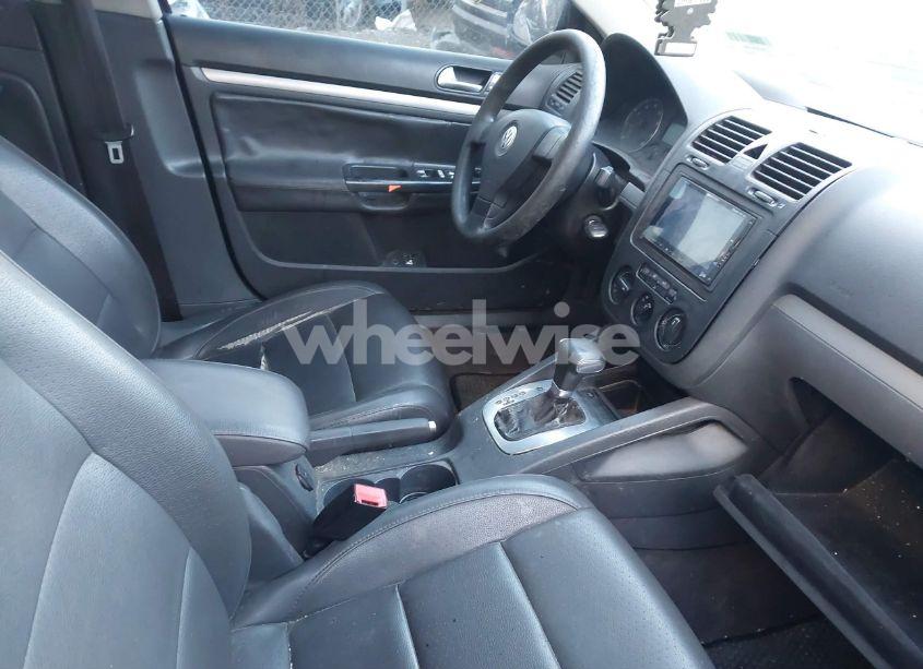 Photo 5 of 2006 Volkswagen Jetta 2.5 (VIN 3VWSF71K06M674846)