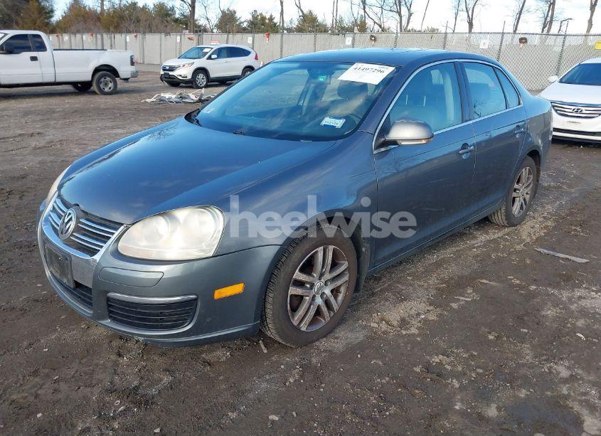 Photo 2 of 2006 Volkswagen Jetta 2.5 (VIN 3VWSF71K06M802504)