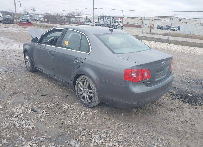 Photo 3 of 2007 Volkswagen Jetta 2.5 (VIN 3VWSF71K57M139609)