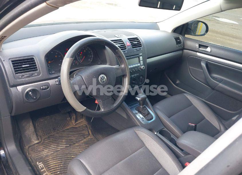 Photo 12 of 2007 Volkswagen Jetta 2.5 (VIN 3VWSF71K67M104593)