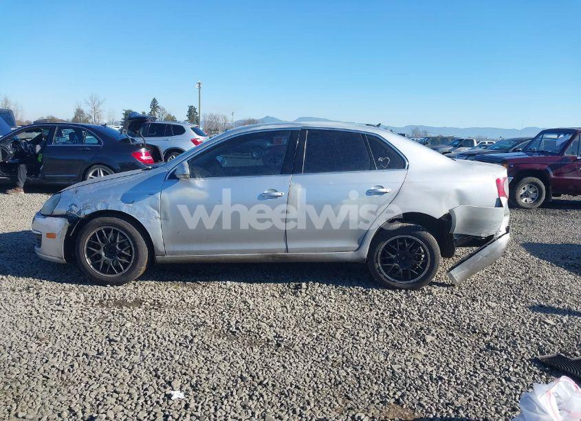 Photo 14 of 2006 Volkswagen Jetta 2.5 (VIN 3VWSF71KX6M625881)