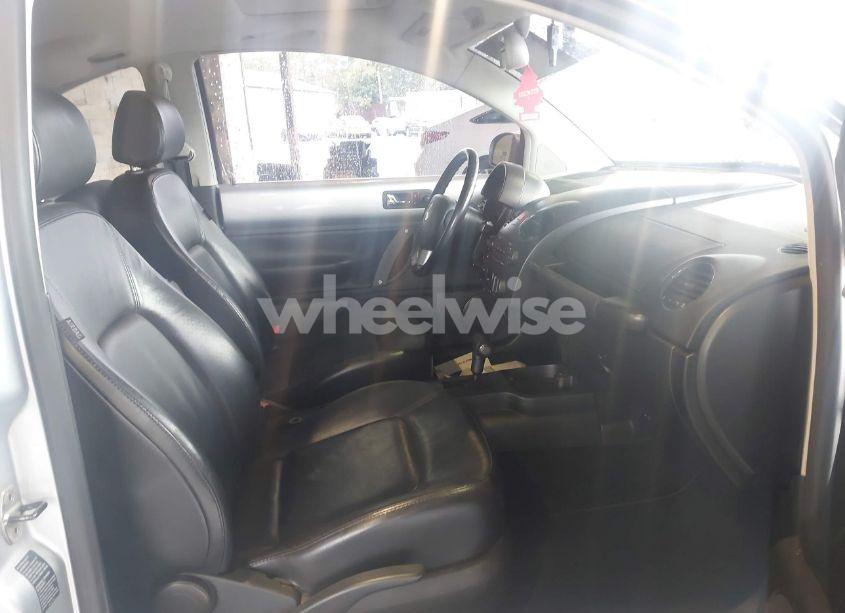 Photo 5 of 2006 Volkswagen New BEETLE 2.5 (VIN 3VWSG31C36M402659)