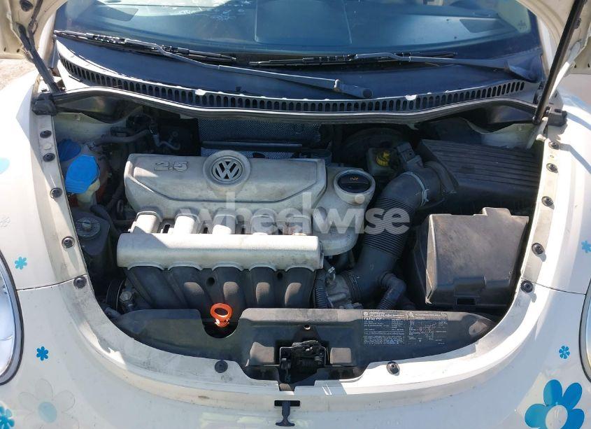 Photo 10 of 2006 Volkswagen New BEETLE 2.5 (VIN 3VWSG31CX6M409205)