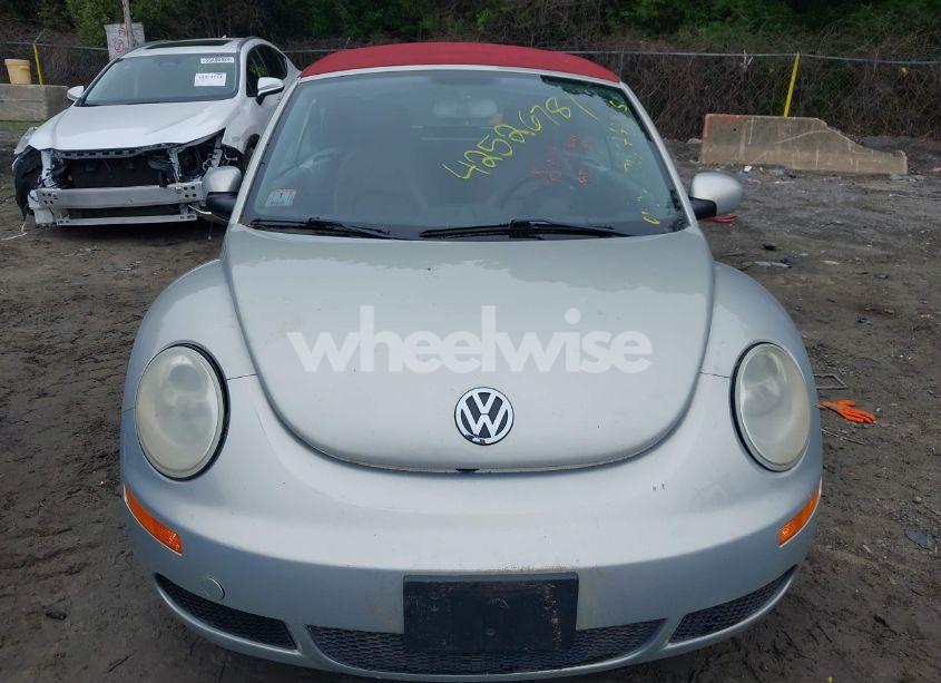 Photo 6 of 2009 Volkswagen New BEETLE 2.5L BLUSH EDITION (VIN 3VWSG31Y49M410785)