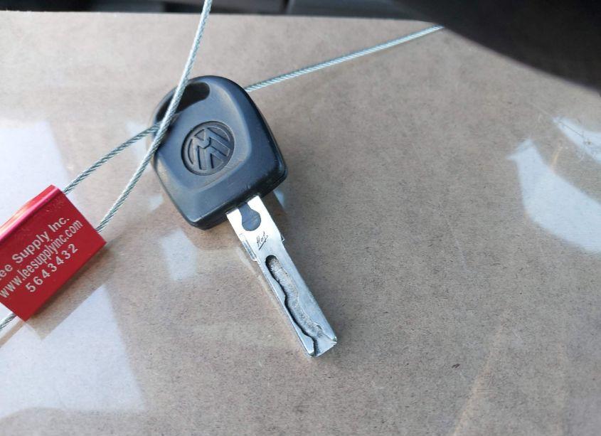 Photo 11 of 2005 Volkswagen Jetta 2.5 (VIN 3VWSG71K25M614885)