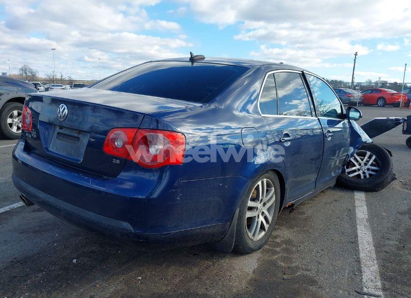 Photo 4 of 2006 Volkswagen Jetta 2.5 (VIN 3VWSG71K66M629360)