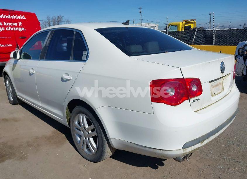 Photo 3 of 2007 Volkswagen Jetta 2.5 (VIN 3VWSG81K27M010455)