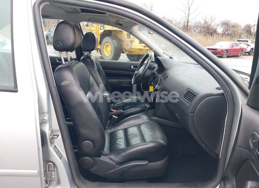 Photo 5 of 2004 Volkswagen Jetta GLS 2.0L (VIN 3VWSK69M44M061086)