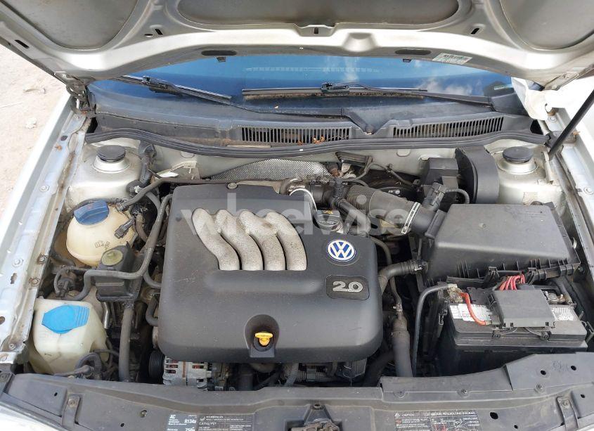 Photo 10 of 2004 Volkswagen Jetta GLS 2.0L (VIN 3VWSK69M54M028369)