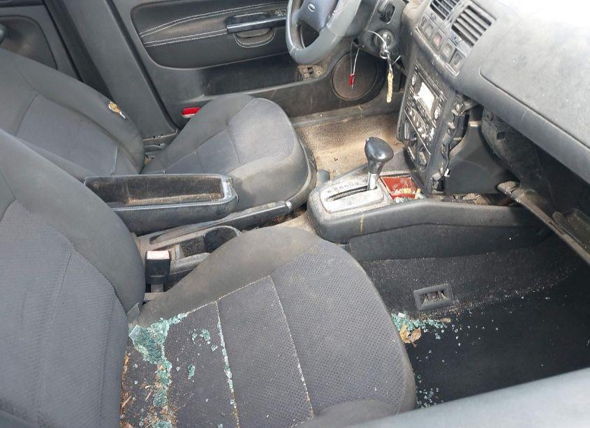 Photo 5 of 2004 Volkswagen Jetta GLS 2.0L (VIN 3VWSK69M54M103782)