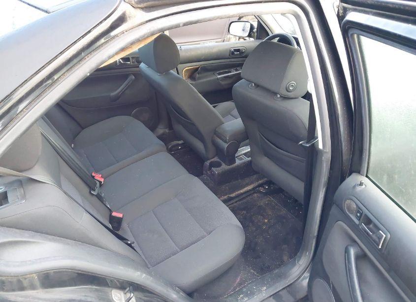 Photo 8 of 2004 Volkswagen Jetta GLS 2.0L (VIN 3VWSK69M84M102755)