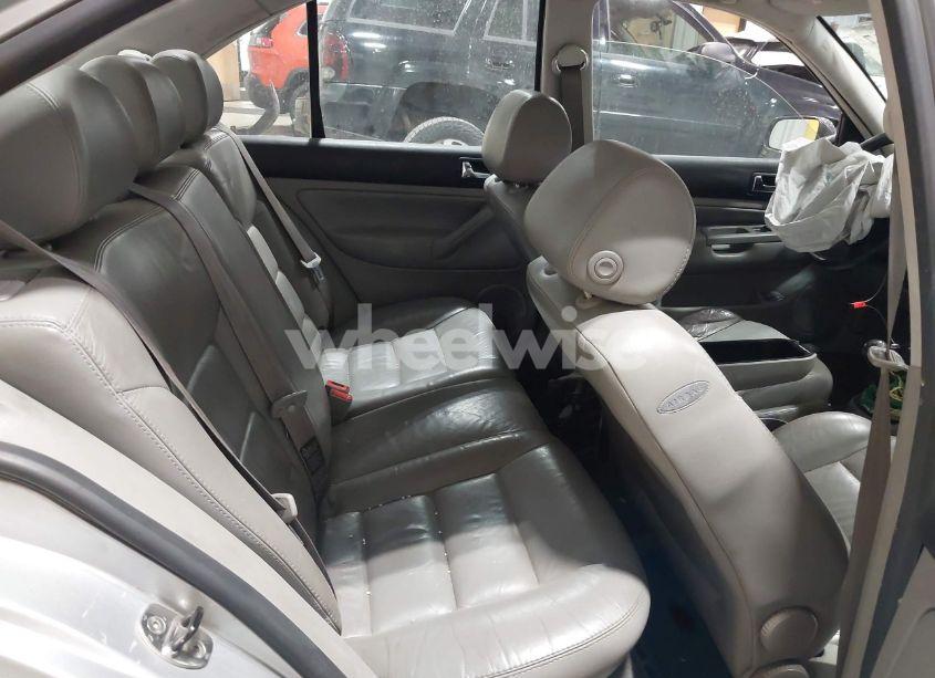 Photo 8 of 2004 Volkswagen Jetta GLS TDI (VIN 3VWSR69M34M074214)