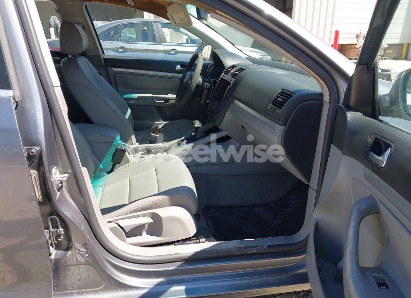 Photo 5 of 2006 Volkswagen Jetta TDI (VIN 3VWST71K06M780755)