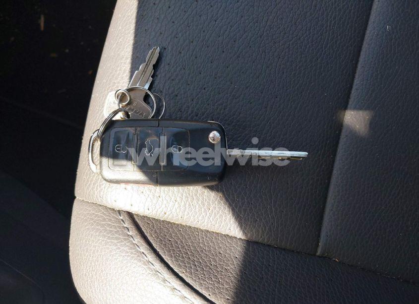 Photo 11 of 2006 Volkswagen Jetta TDI (VIN 3VWST71K56M009840)