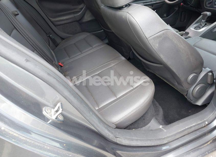 Photo 8 of 2006 Volkswagen Jetta TDI (VIN 3VWST71K86M007919)