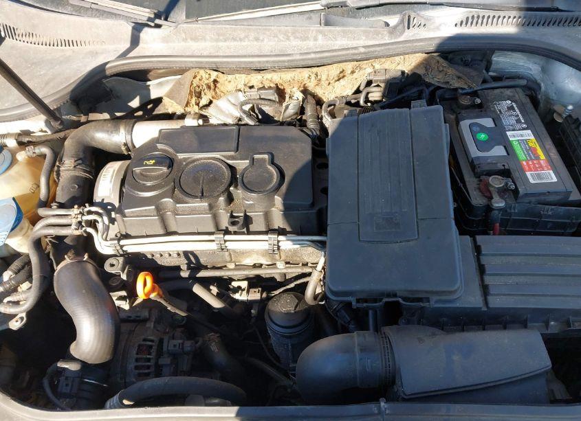 Photo 6 of 2006 Volkswagen Jetta TDI (VIN 3VWST71K86M751570)