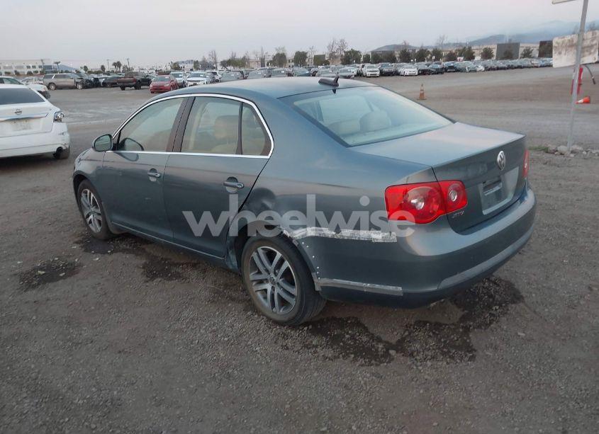 Photo 3 of 2006 Volkswagen Jetta TDI (VIN 3VWST71K86M843164)
