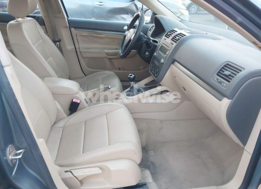 Photo 5 of 2006 Volkswagen Jetta TDI (VIN 3VWST71K86M843164)