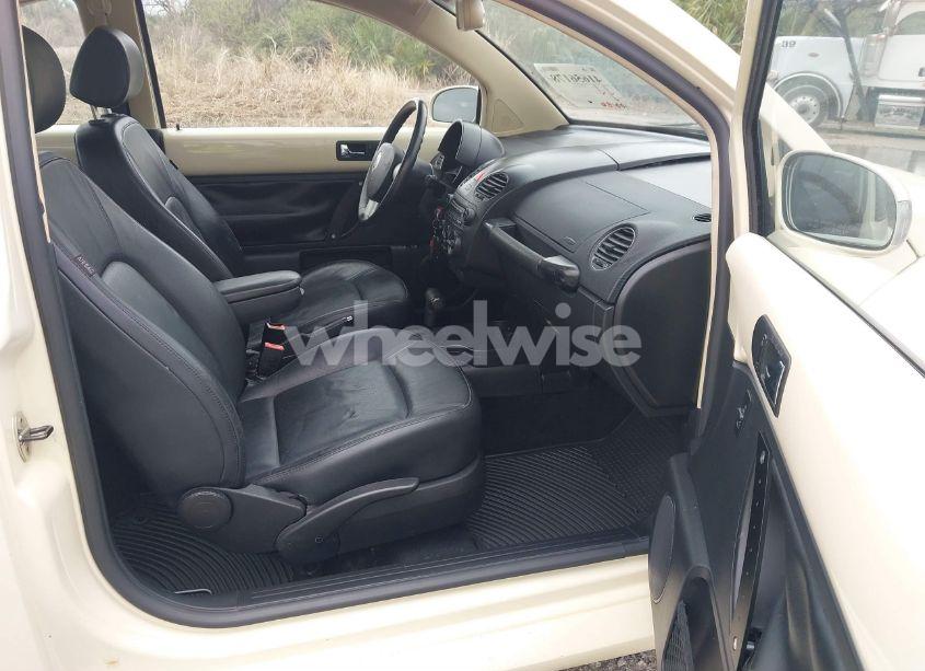 Photo 5 of 2007 Volkswagen New BEETLE 2.5 (VIN 3VWSW31C87M515222)