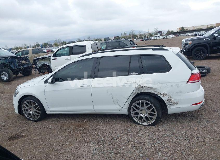 Photo 14 of 2019 Volkswagen Golf SPORTWAGEN 1.4T S (VIN 3VWT57AU9KM510272)