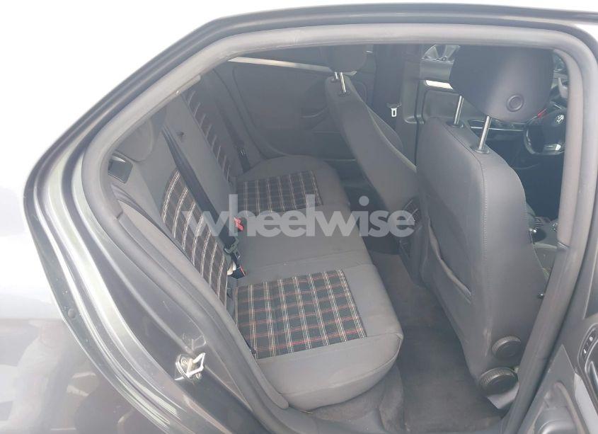 Photo 8 of 2006 Volkswagen Jetta GLI (VIN 3VWTJ71K16M766969)