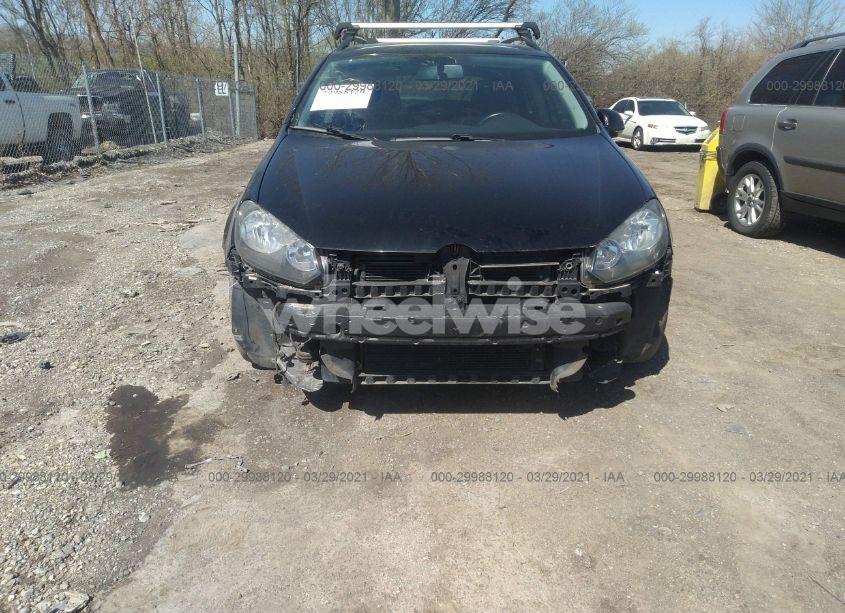 Photo 6 of 2010 Volkswagen Jetta TDI (VIN 3VWTL7AJ2AM616637)