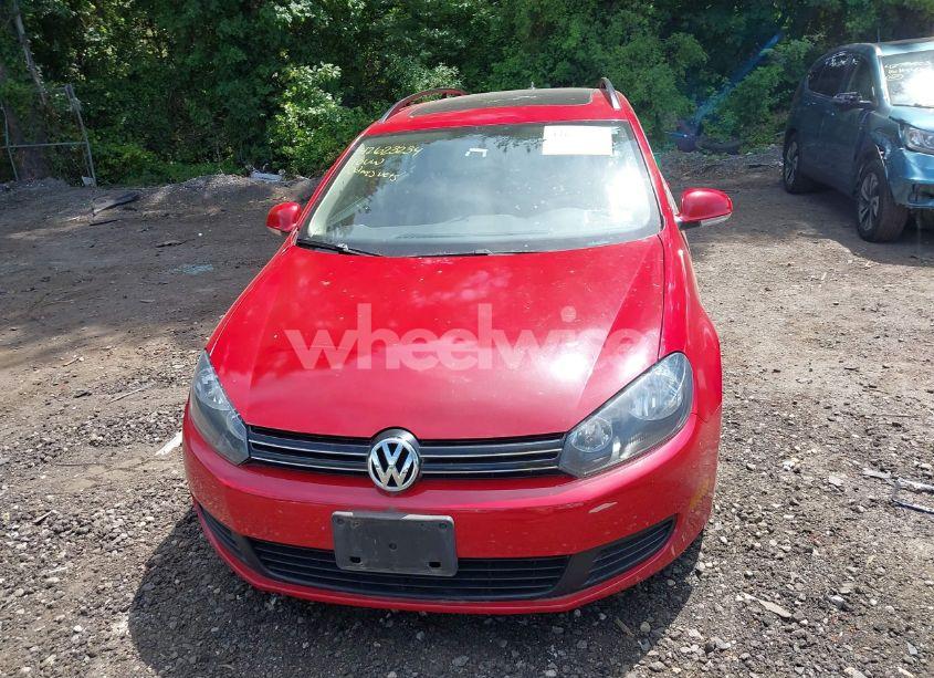 Photo 6 of 2010 Volkswagen Jetta TDI (VIN 3VWTL7AJ3AM689032)