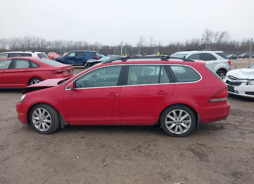 Photo 14 of 2010 Volkswagen Jetta TDI (VIN 3VWTL7AJ5AM669901)