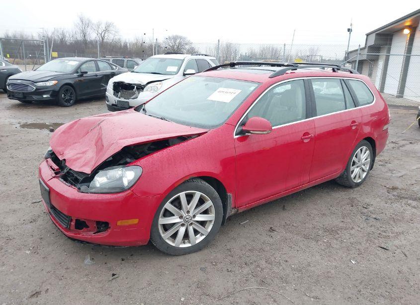 Photo 2 of 2010 Volkswagen Jetta TDI (VIN 3VWTL7AJ5AM669901)