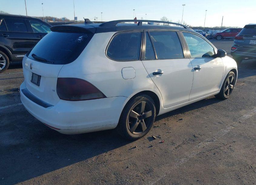 Photo 4 of 2009 Volkswagen Jetta 2.5L SE (VIN 3VWTM71K49M251282)