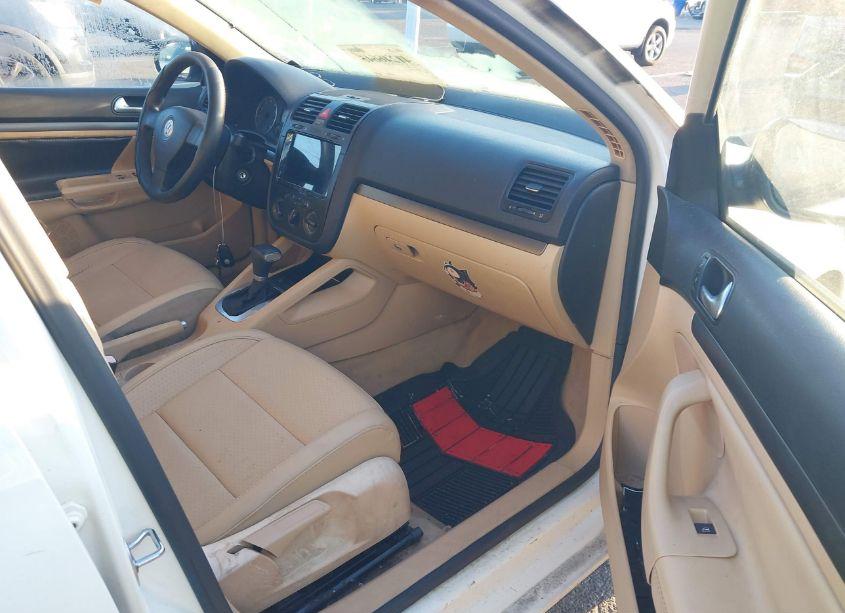 Photo 5 of 2009 Volkswagen Jetta 2.5L SE (VIN 3VWTM71K49M251282)