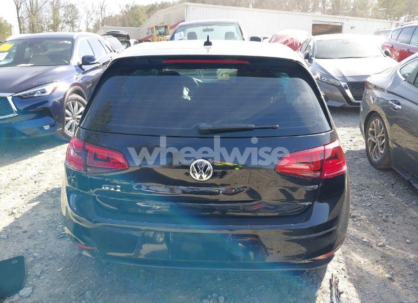 Photo 16 of 2015 Volkswagen Golf GTI 2.0T S 2-DOOR (VIN 3VWTT7AU5FM071860)