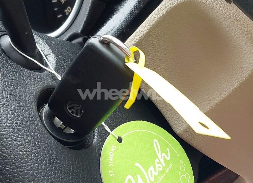 Photo 11 of 2010 Volkswagen Jetta SE (VIN 3VWTZ7AJ5AM663711)