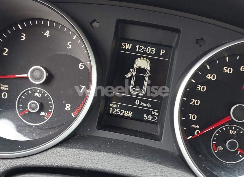 Photo 7 of 2010 Volkswagen Jetta SE (VIN 3VWTZ7AJ5AM663711)