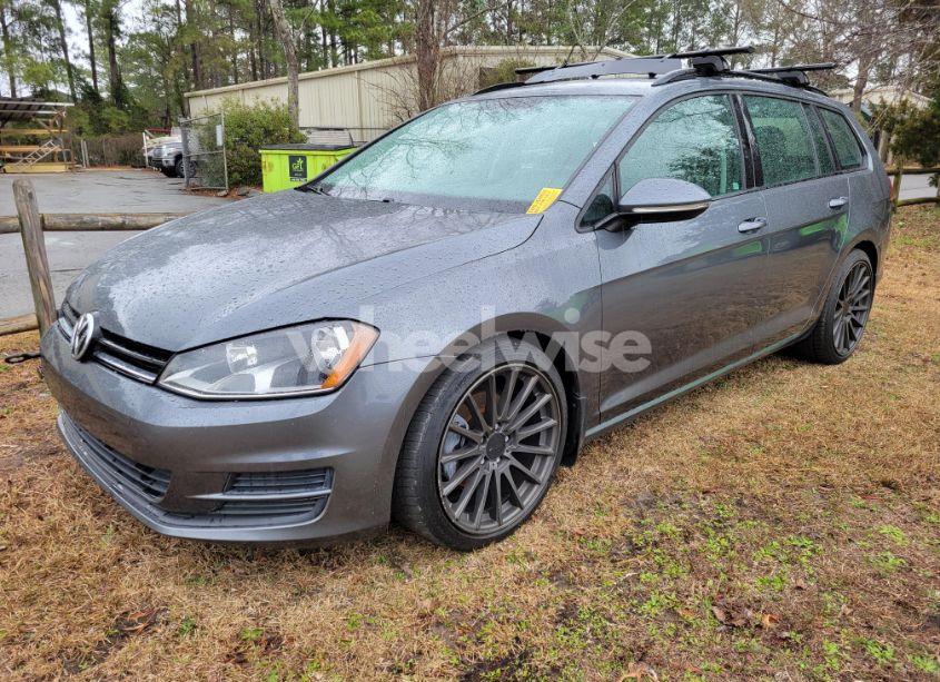 2017 Volkswagen Golf SPORTWAGEN TSI S (VIN 3VWU17AUXHM532015) main photo