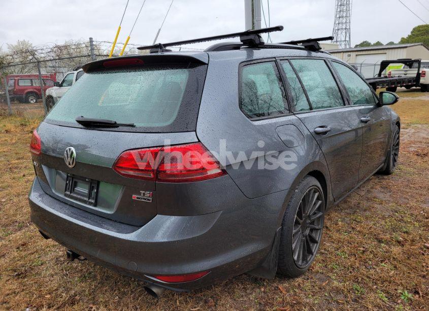 Photo 4 of 2017 Volkswagen Golf SPORTWAGEN TSI S (VIN 3VWU17AUXHM532015)