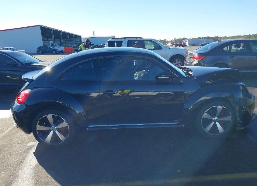 Photo 14 of 2013 Volkswagen Beetle 2.0T TURBO (VIN 3VWV67AT4DM607430)