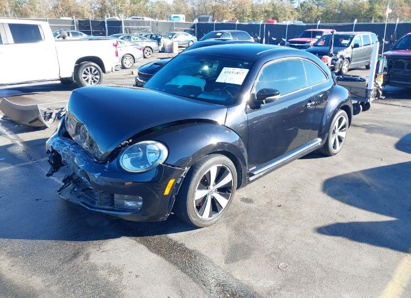 Photo 2 of 2013 Volkswagen Beetle 2.0T TURBO (VIN 3VWV67AT4DM607430)