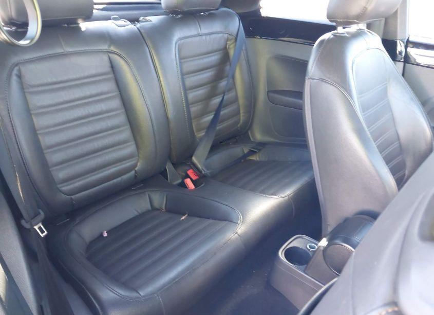 Photo 8 of 2013 Volkswagen Beetle 2.0T TURBO (VIN 3VWV67AT4DM607430)