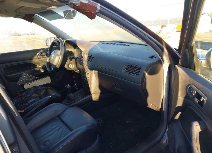 Photo 5 of 2004 Volkswagen Jetta GLI (VIN 3VWVH69M34M025238)