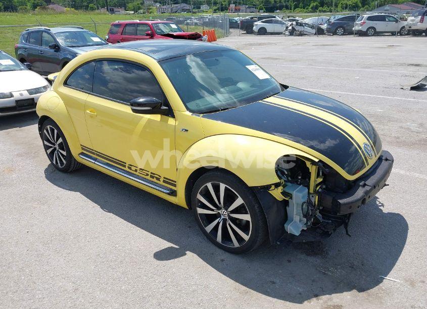 2014 Volkswagen Beetle 2.0T GSR (VIN 3VWVT7AT3EM611463) main photo