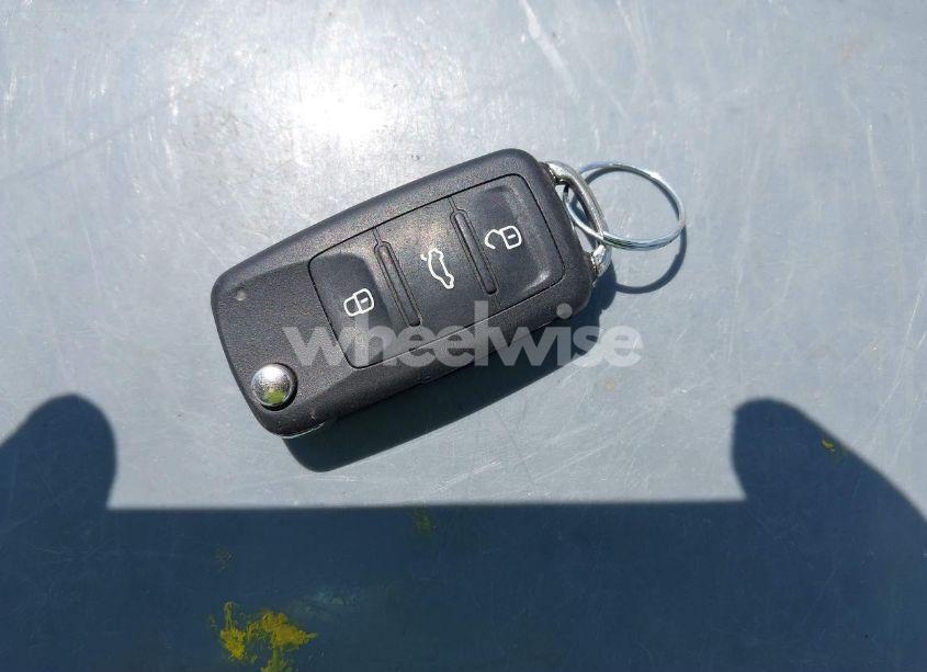 Photo 11 of 2014 Volkswagen Beetle 2.0T GSR (VIN 3VWVT7AT3EM611463)