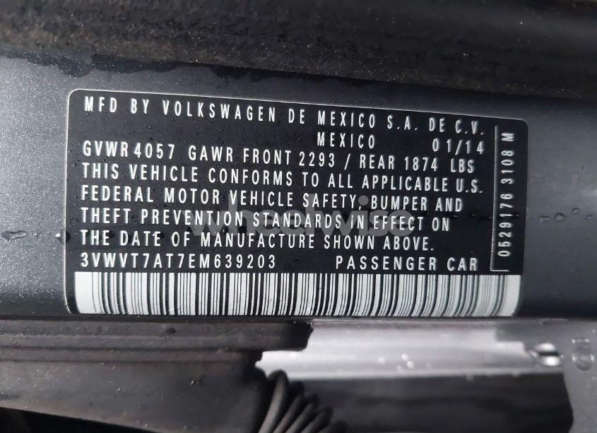 Photo 9 of 2014 Volkswagen Beetle 2.0T R-LINE (VIN 3VWVT7AT7EM639203)