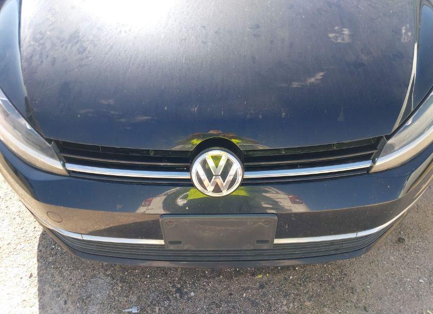 Photo 6 of 2020 Volkswagen Golf 1.4T TSI (VIN 3VWW57AU2LM011893)