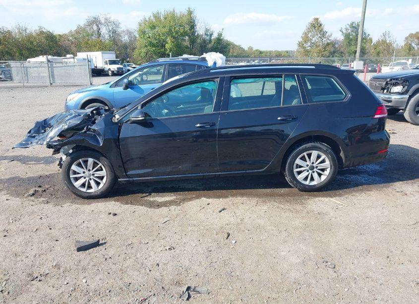 Photo 13 of 2019 Volkswagen Golf SPORTWAGEN 1.4T S/1.4T SE (VIN 3VWY57AU0KM511316)