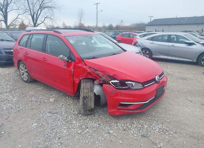 2019 Volkswagen Golf SPORTWAGEN 1.4T S/1.4T SE (VIN 3VWY57AU1KM500101) main photo