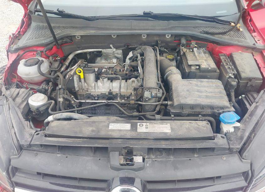 Photo 10 of 2019 Volkswagen Golf SPORTWAGEN 1.4T S/1.4T SE (VIN 3VWY57AU1KM500101)